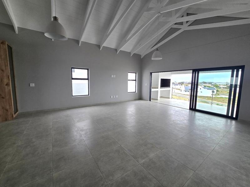4 Bedroom Property for Sale in Da Gama Bay Western Cape